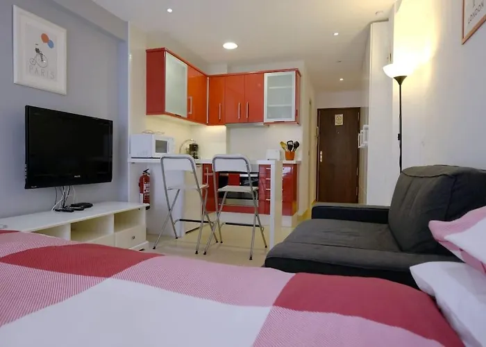 Ultra Modern Studio Near The Beach