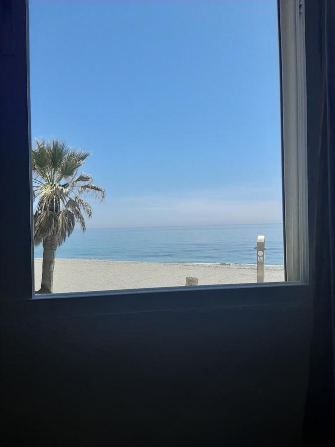 Playa Torecilla Beachfront * Nerja