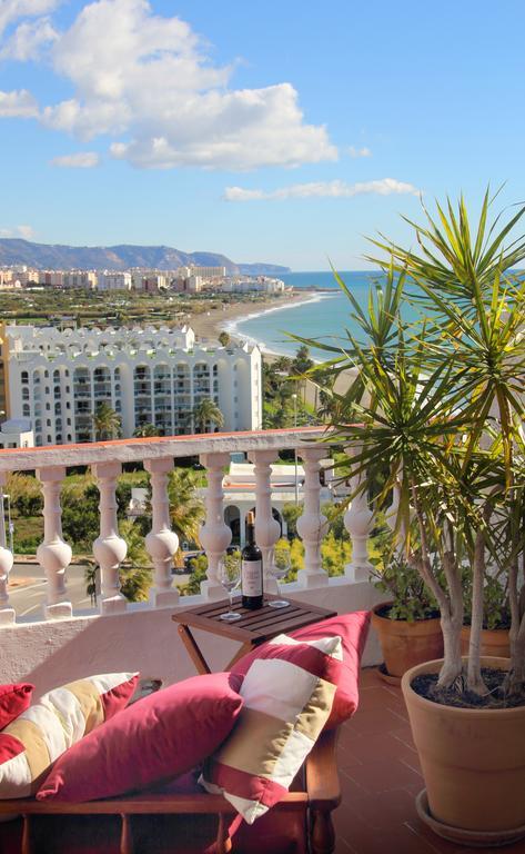 Avalon Guest house 2*