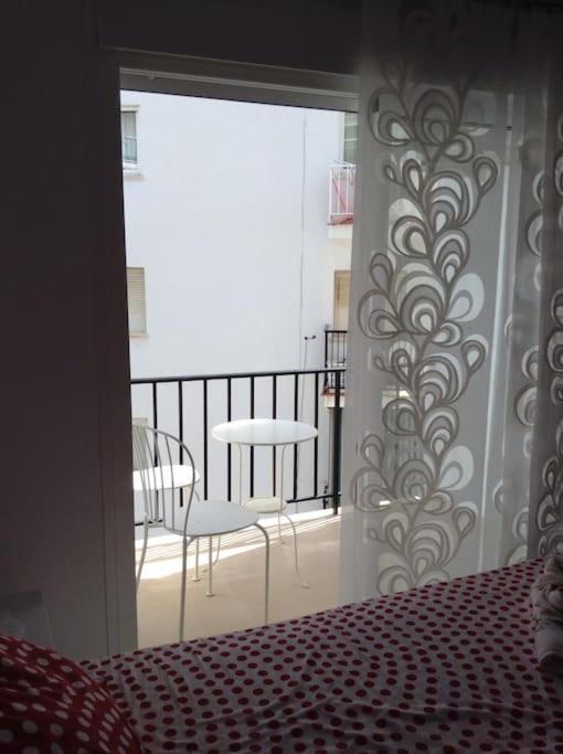 Ultra Modern Studio Near The Apartment