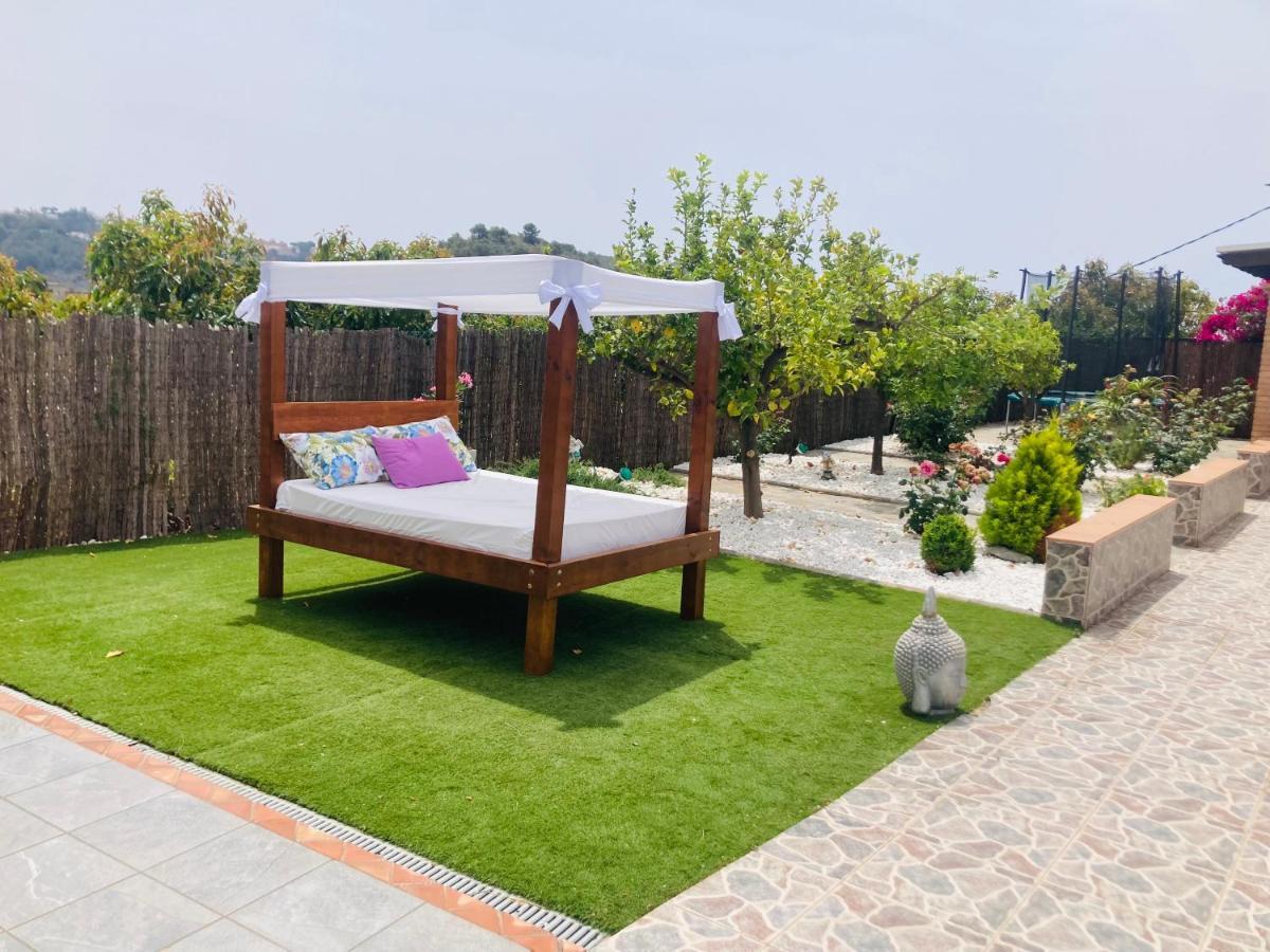 La Marina Villa