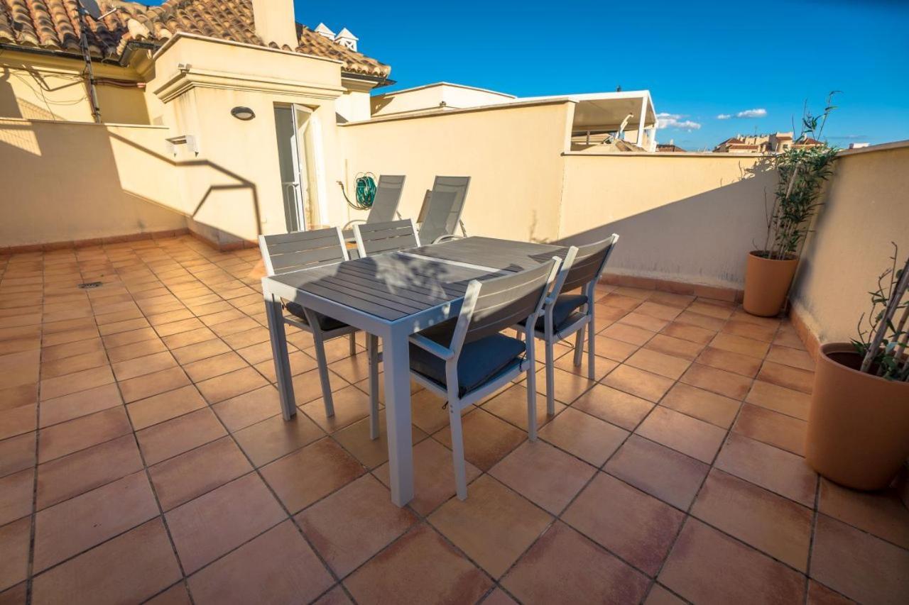 Neptuno 3e Menyber Nerja