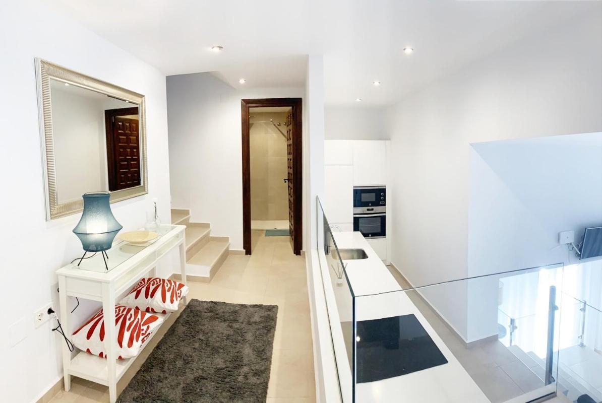 Stunning Duplex In Capistrano Playa, Nerja