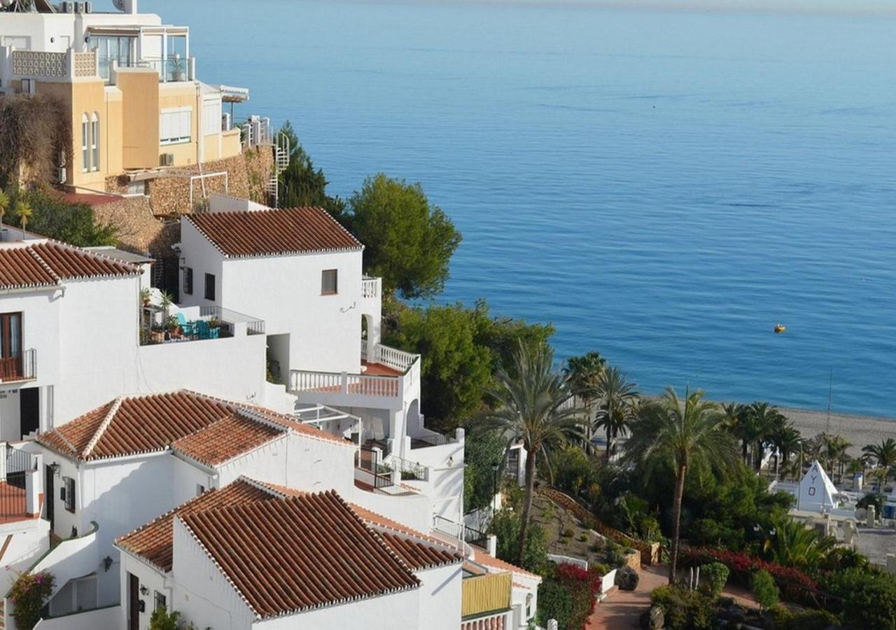 Stunning Duplex In Capistrano Playa, * Nerja