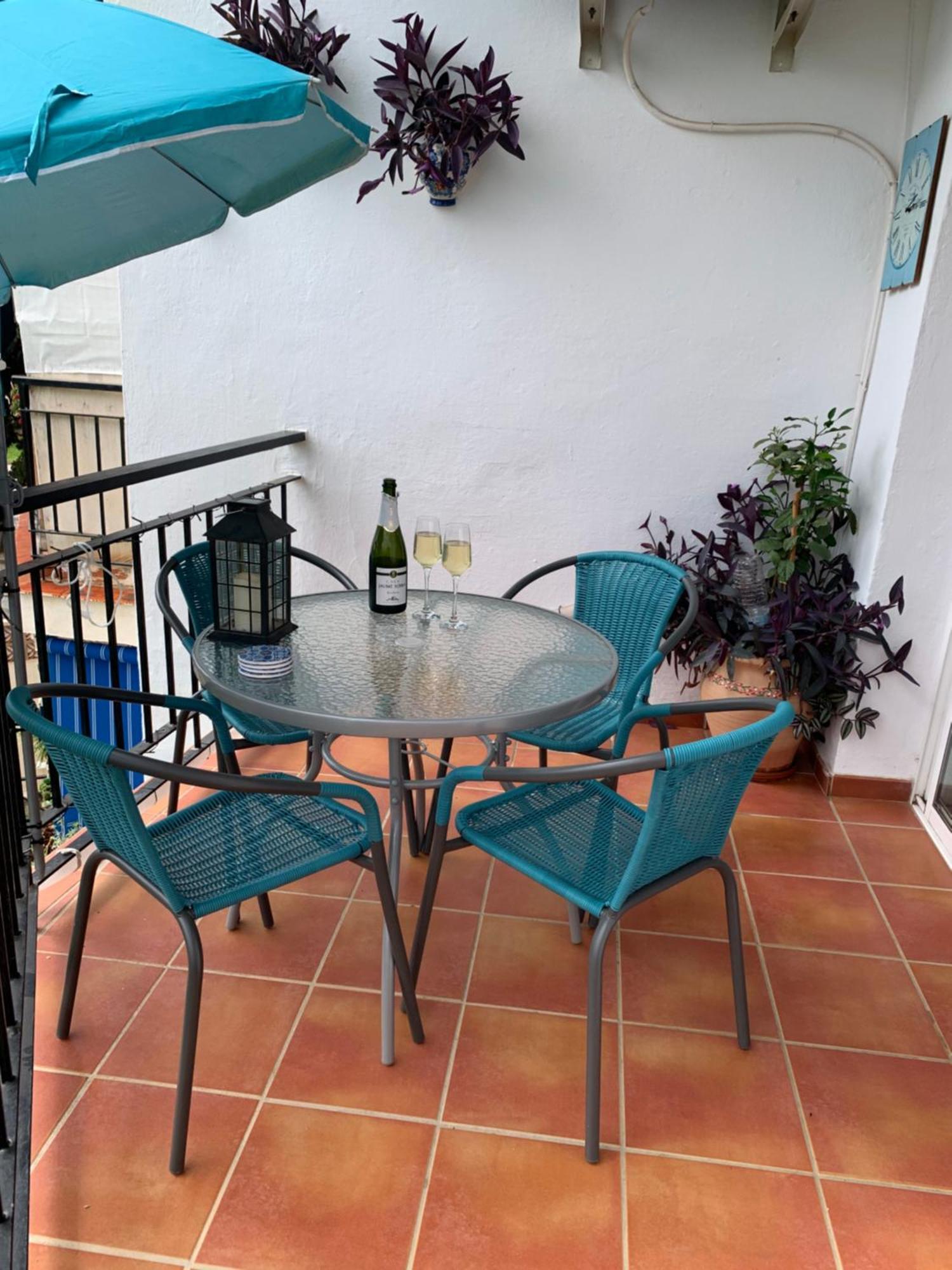 Tres Hermanos - Spacious Modern 2 Bedroom Apartment