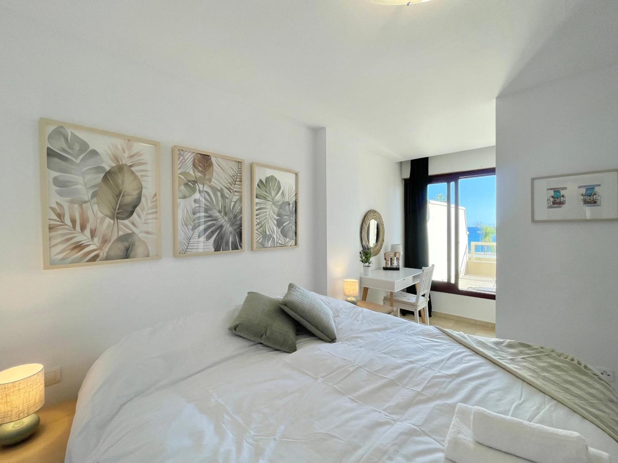 Luxury, Frontline Burriana Beach, Apartment