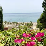Capistrano Playa, Modern Apartment Within Walking Distance To Burriana Beach