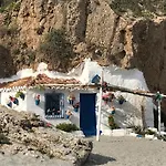 Sea & Pool View Garden Apartment Las Palmeras Nerja