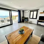 Wonderful House By The Sea