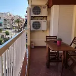 Piso Centrico Reformado / Apartment In The Center