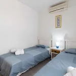 Tropicana Townhouse, 2 Bedroom Next To The Pool