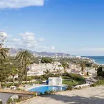 Plaza Cadiz 4 Overlooking Playazo