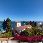 Stunning Apartment With Sea Views At Calle Carabeo, Nerja