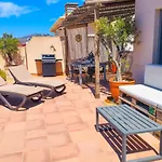 Penthouse With Amazing Sea Views And Parking