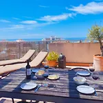 Penthouse With Amazing Sea Views And Parking