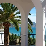 Lovely House With Private Pool In Burriana!