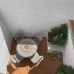 Las Flores Apartments