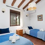 Villa In Nerja Big Garden Fantastic Pool