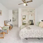 Comfortable Studio Apt