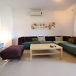 9 Amaranto