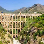 Pueblo Andaluz