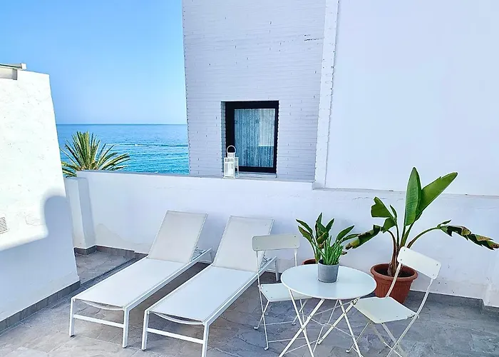 Easy Nerja Beach House