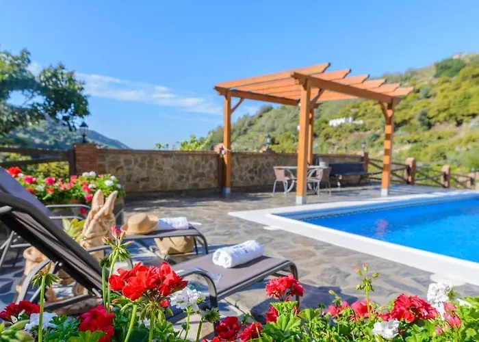 Villa La Cola Nerja By Ruralidays