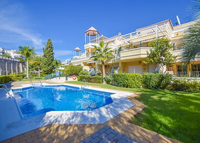 Refurbished 2-Bed Apartment Burriana Beach.