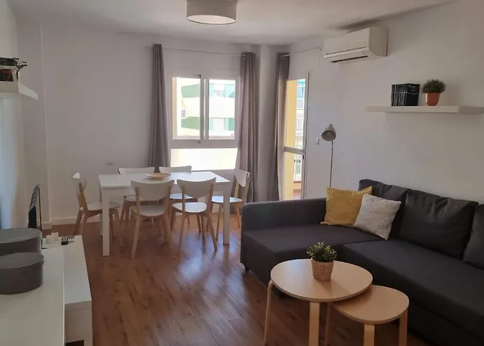 Piso Centrico Reformado / Apartment In The Center