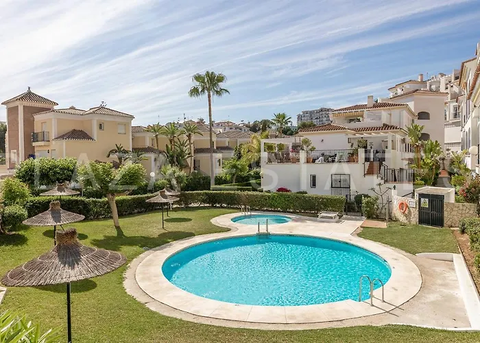 Bonito Piso A 300M De La Playa Nerja
