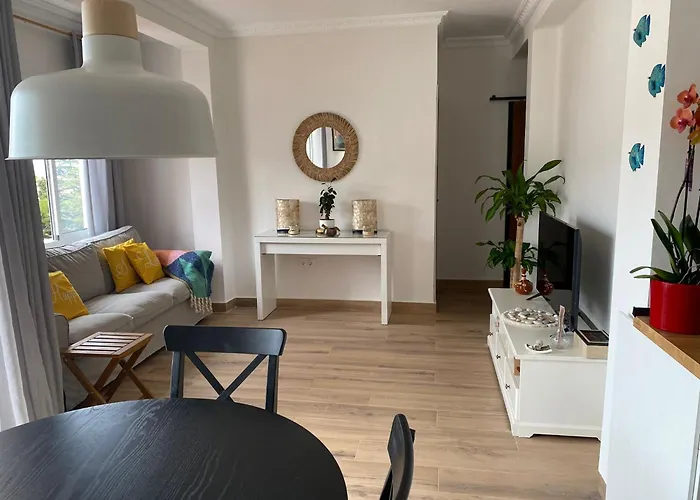 Las Flores Apartment