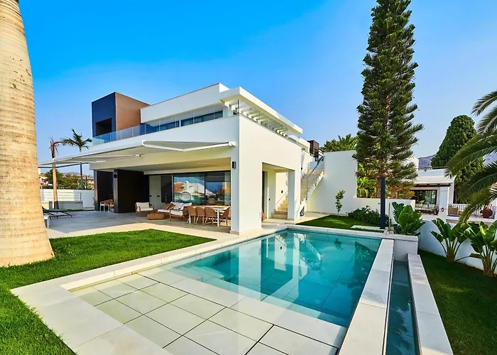 Sea Gardens Villa