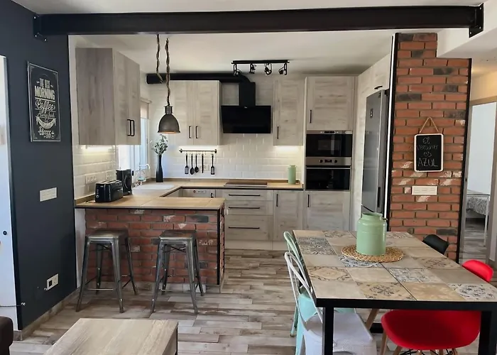 Apartamento 3 Hab Con Parking Junto A La Playa