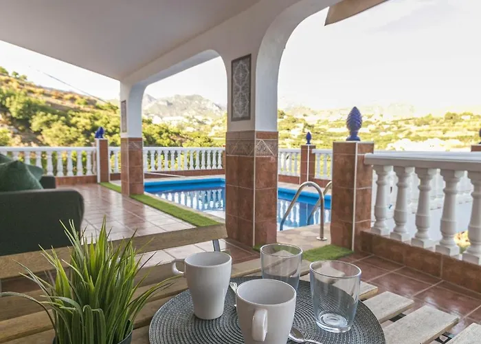 Canovas Nerja - Villa Marimel Con Piscina Privada