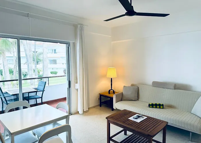 Apartamentos Playa Torrecilla