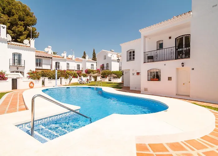 Los Pinos 25 Villas Casasol