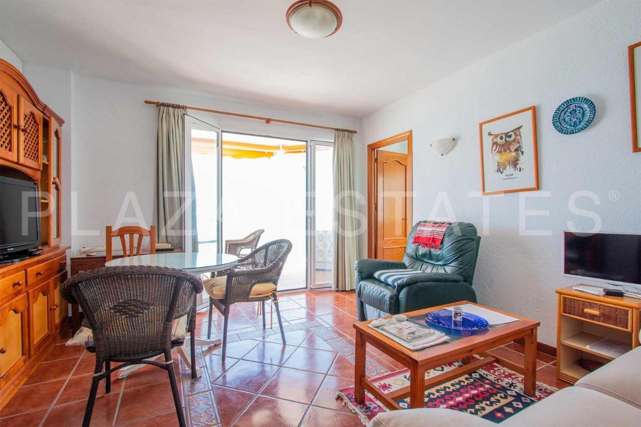 En Edificio Torresol, 1ª Linea De Playa En Apartamento *