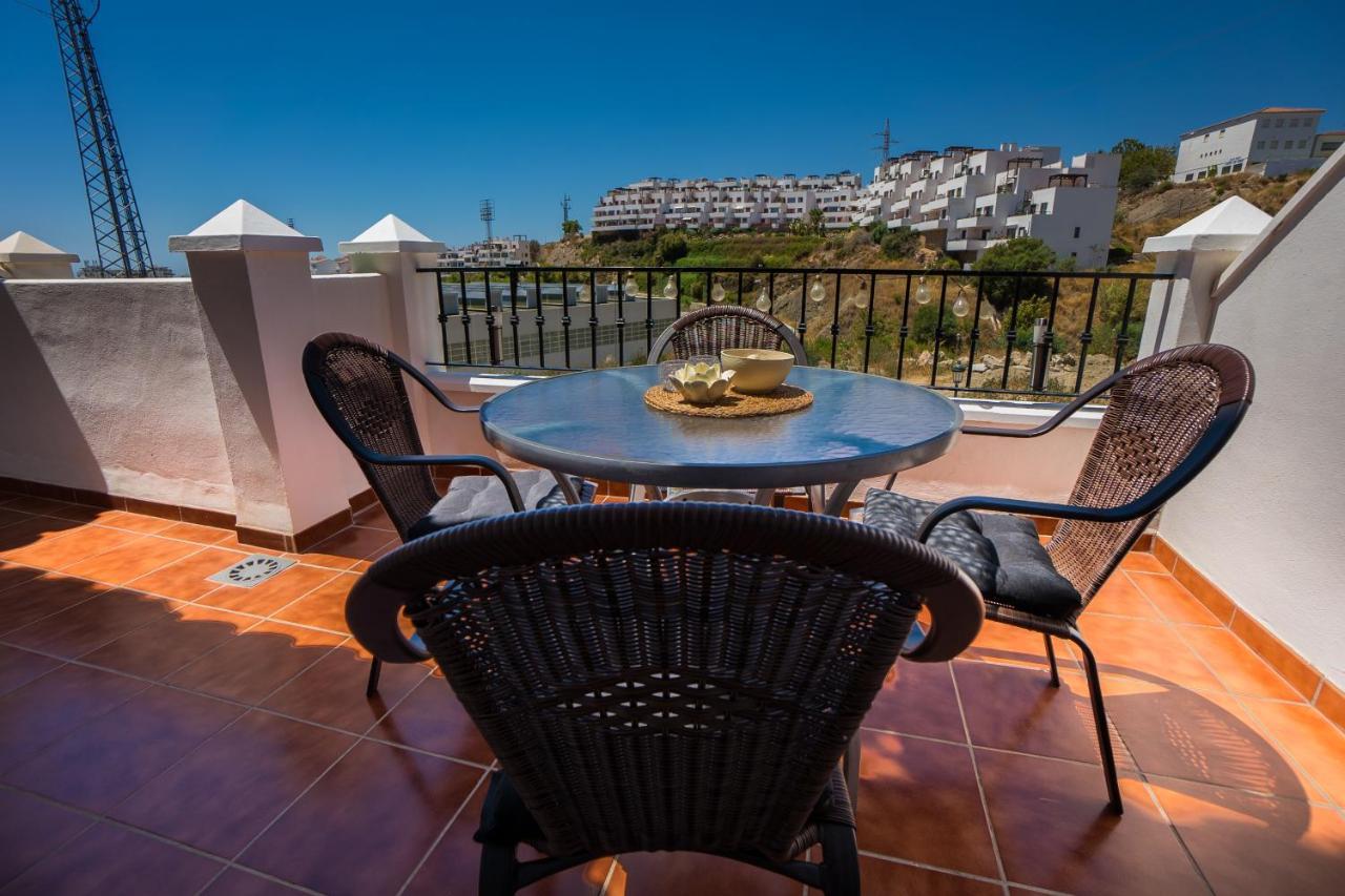 Penthouse Gaviotas Ii-2e Menyber Apartment