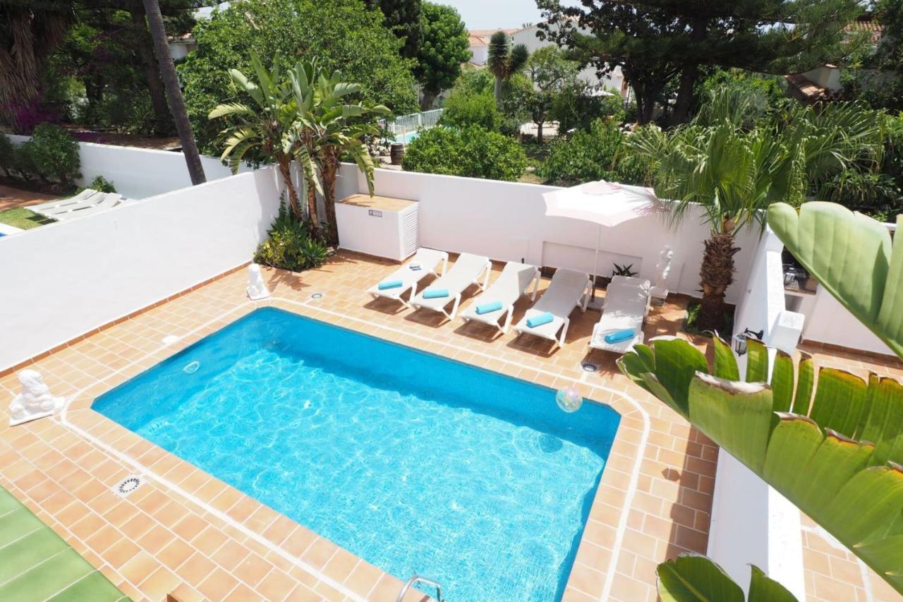 Villa Paradise - Leones *