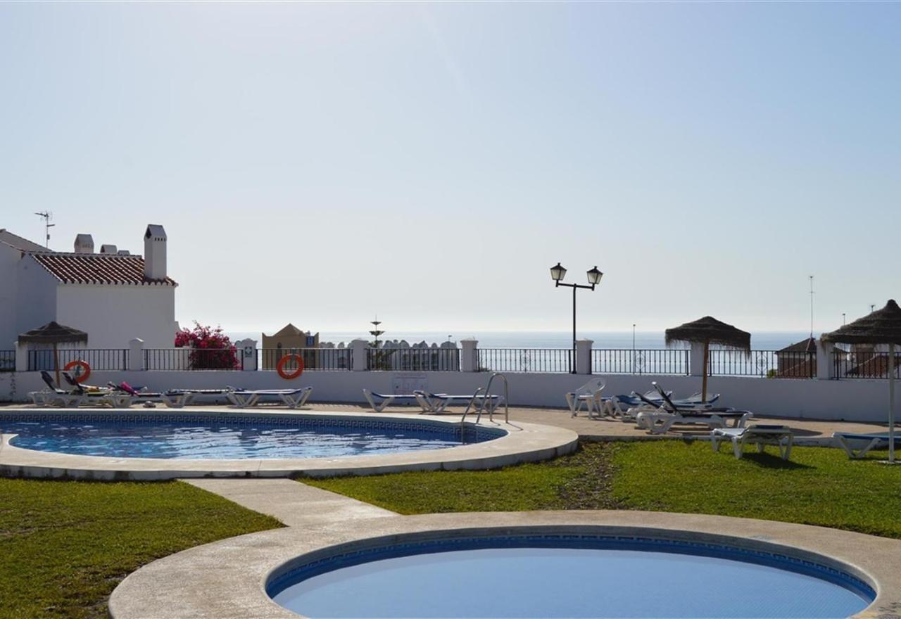 Townhouse With Sea View * Nerja