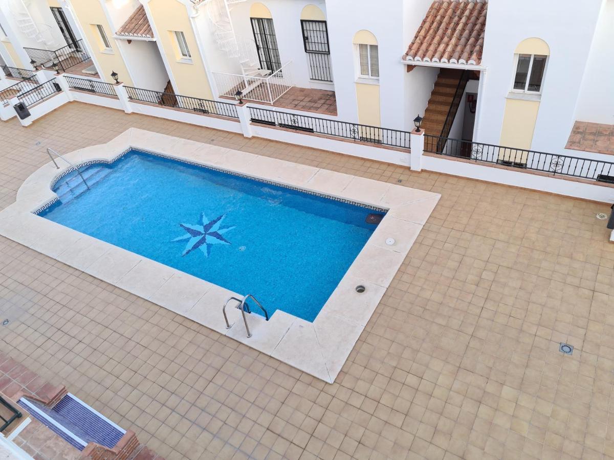 Bonito En Pinal Del Mar Apartamento Nerja