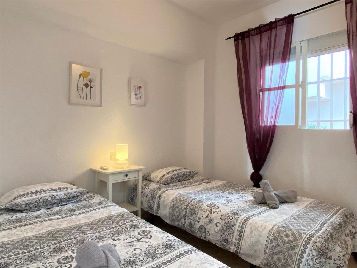 Fuentes Torrecilla Casasol Apartment *