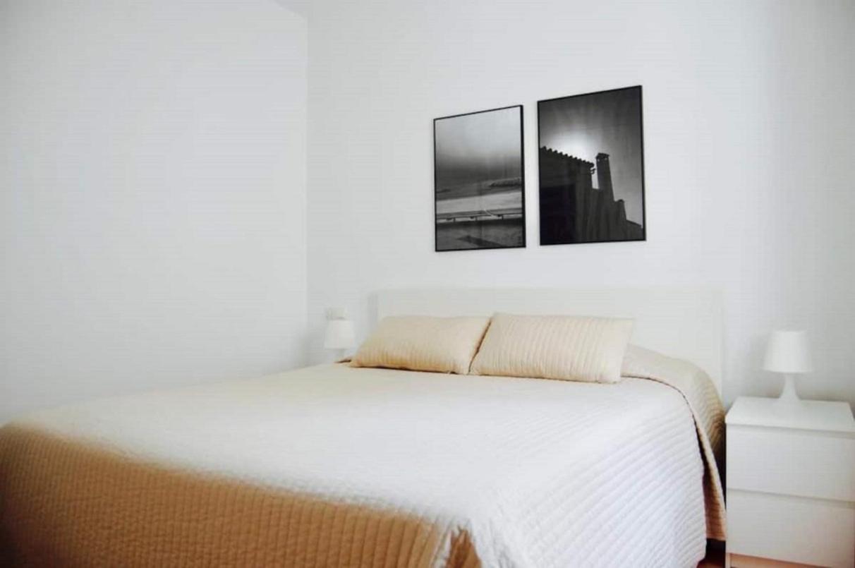 Fantastic 1 Bedroom In The Centre Of *