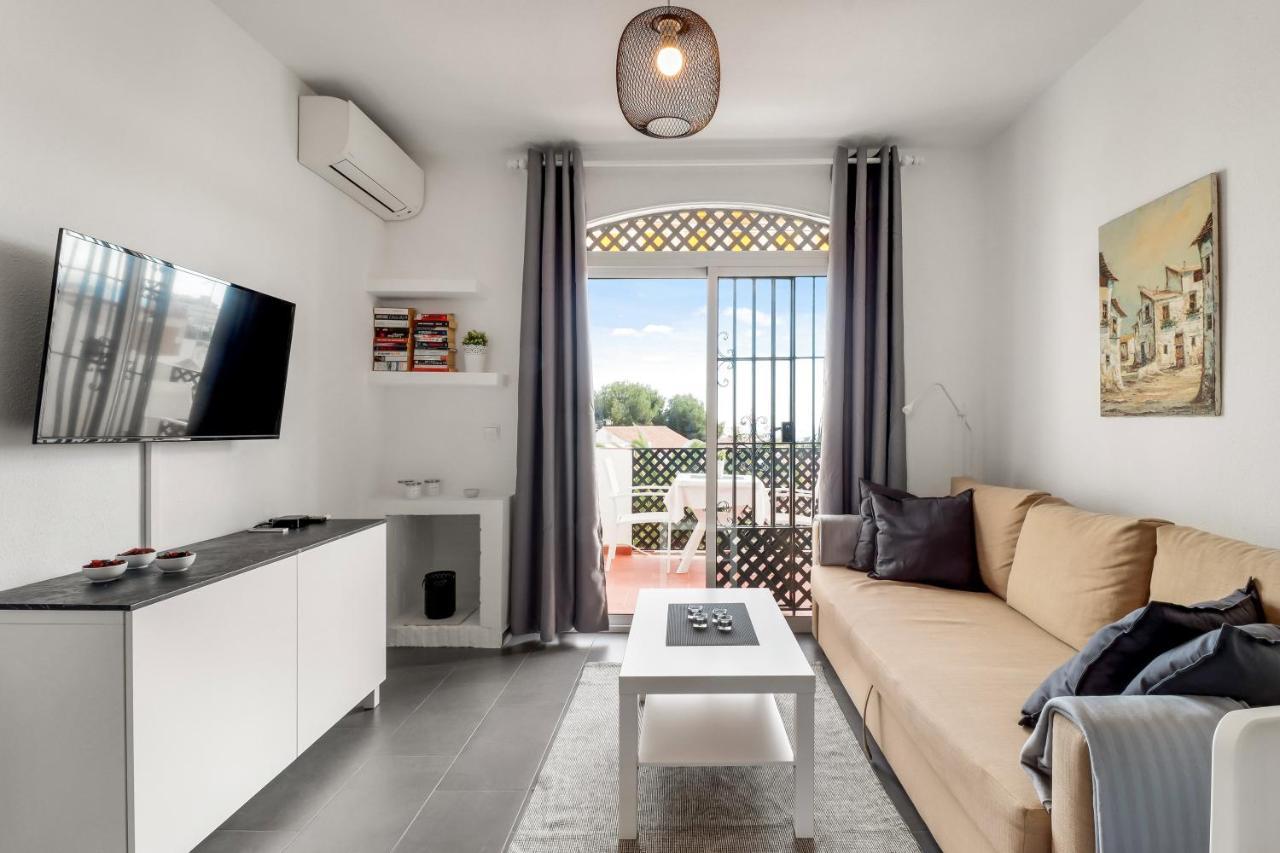 1 Bedroom In Verano Azul, Free Wi-fi * Nerja