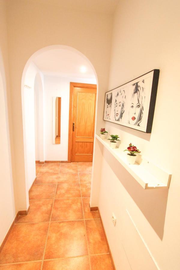 Clavero 1 *