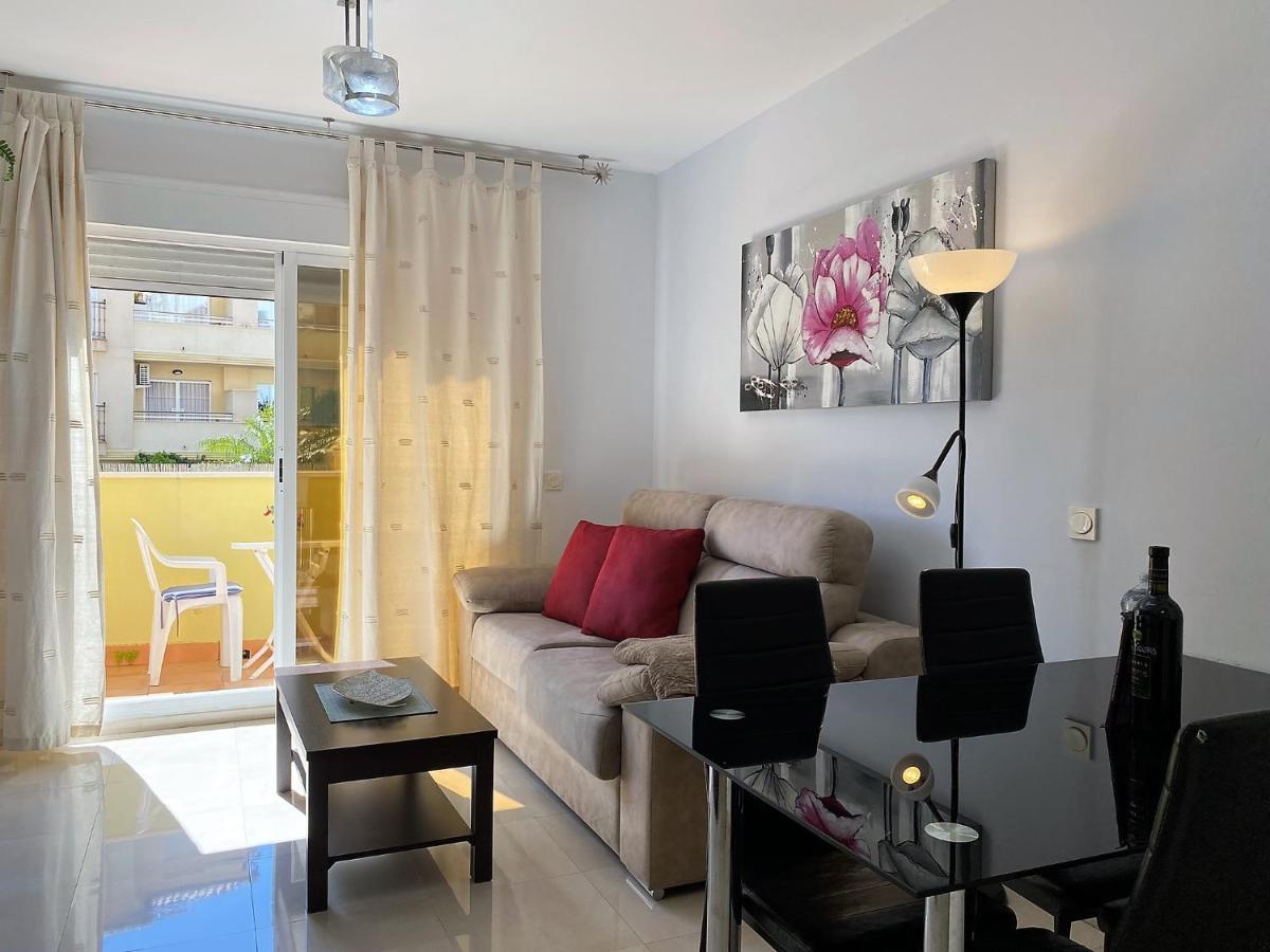 Triton Casasol Apartamento *