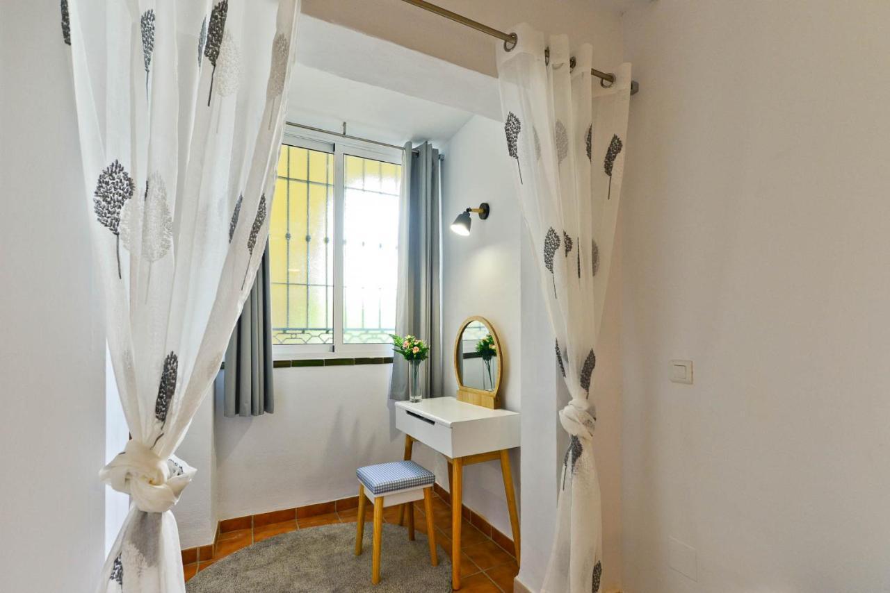 Refurbished 2-bed Burriana Beach. *