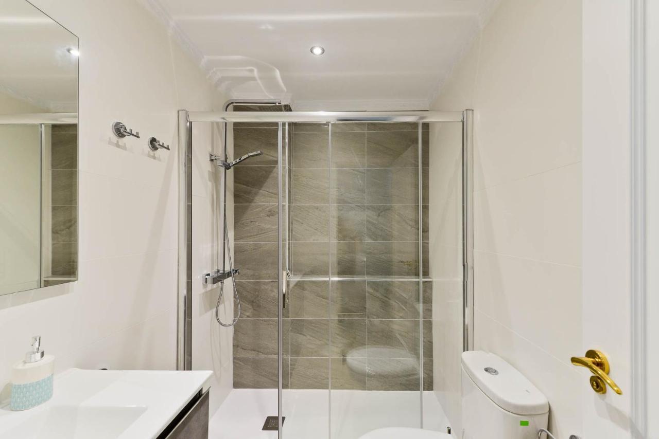 Refurbished 2-bed Burriana Beach.