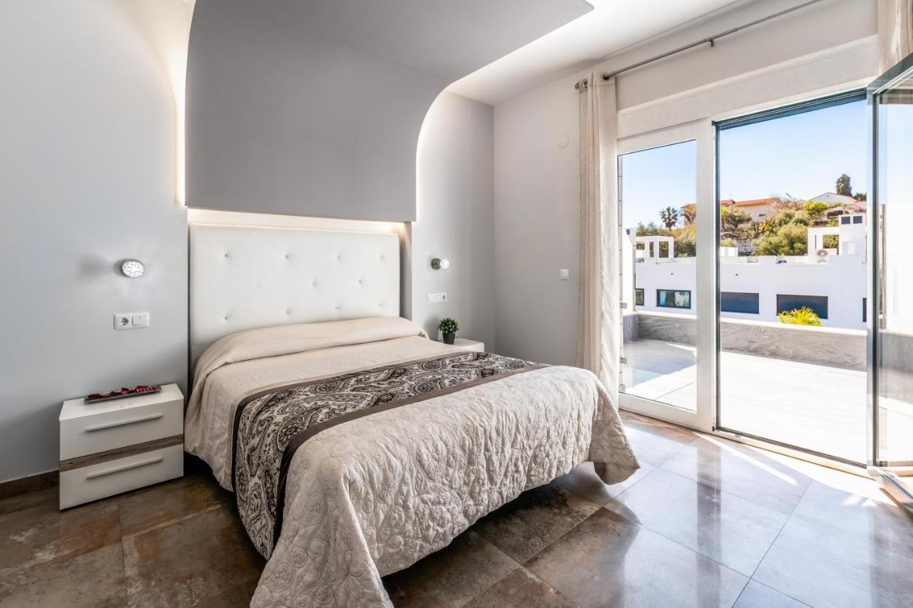 Irisa Villa