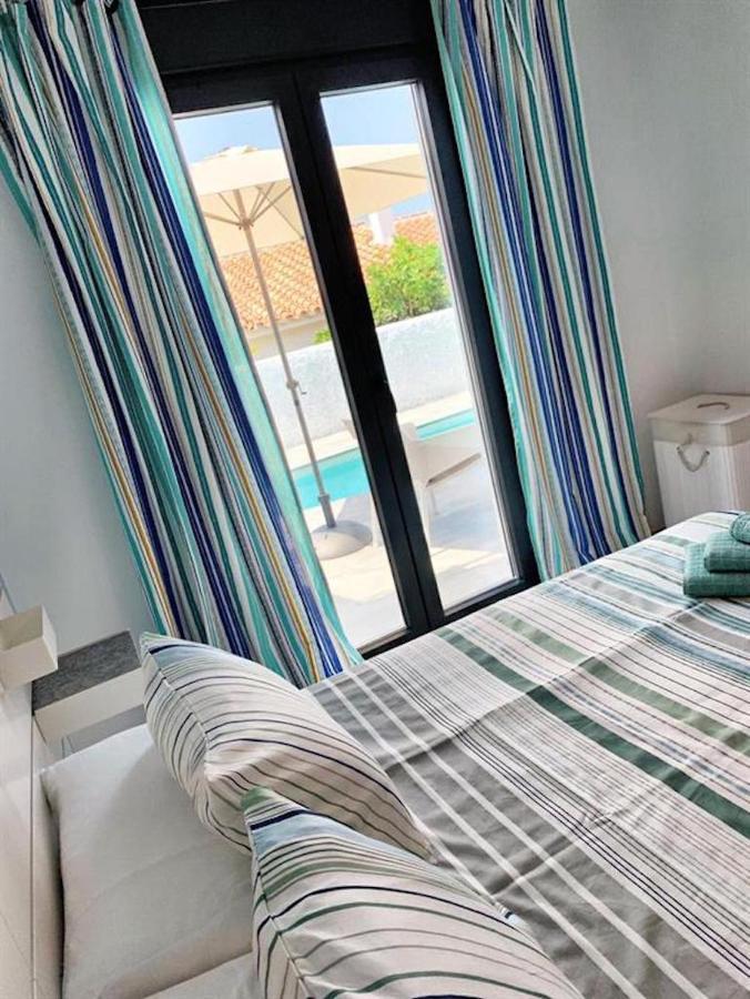 Wonderful House By The Sea Villa *